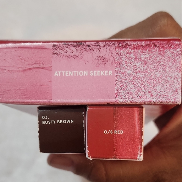 O/S makeup bundle - Picture 5 of 5